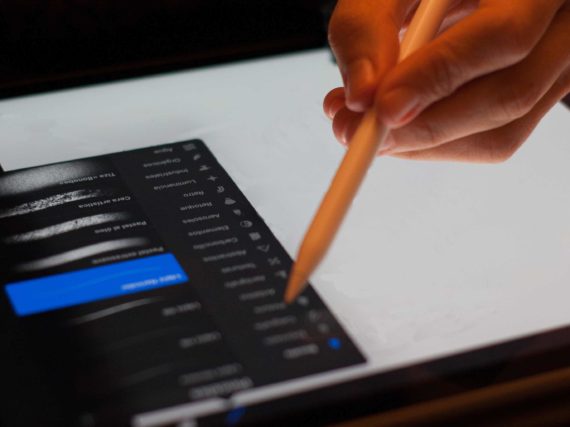 How to Install Brushes in Procreate 4